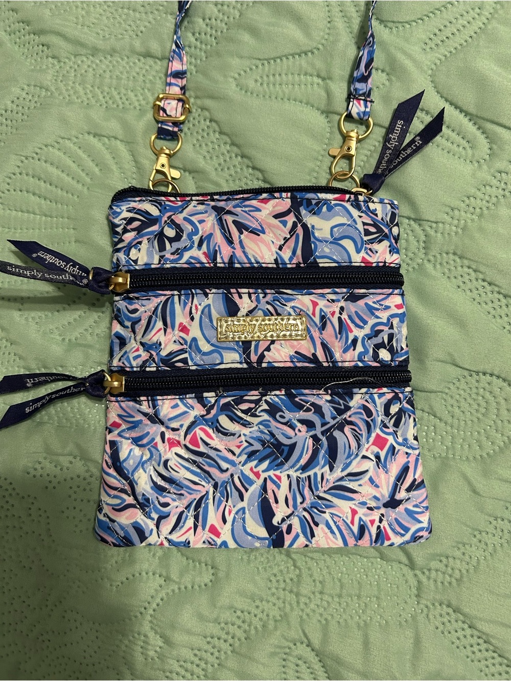 NWOT 
Simply Southern Blue & Pink Crossbody Bag